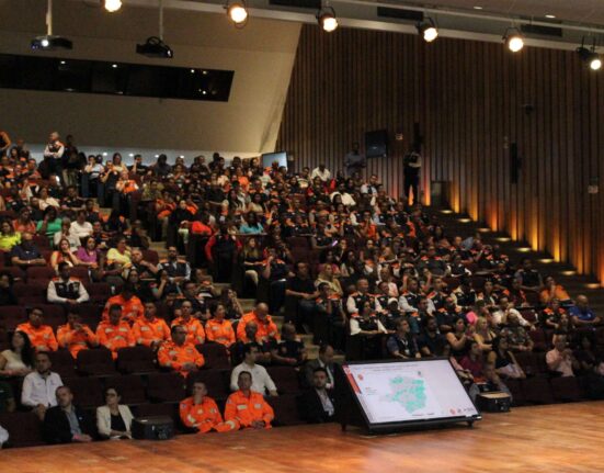 Tiradentes participa de seminário