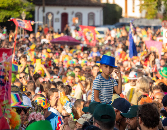 Tiradentes lança o Carnaval